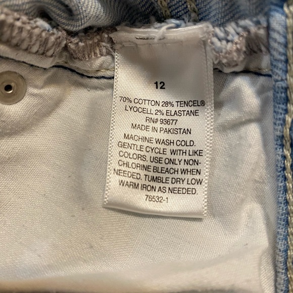 Womens mid rise boyfriend style jeans. Size 12 - Picture 4 of 6